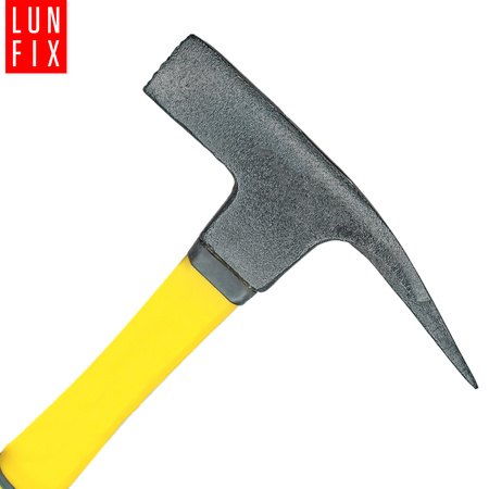 Młotek ciesielski 600g z trzonkiem z włókna szklanego i uchwytem magnetycznym