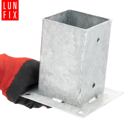 Zestaw podstawa słupa przykręcana 9x9 z wkrętami