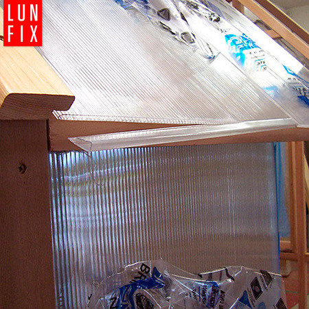 Poliwęglan komorowy 6mm płyta bezbarwna 69,5x150cm