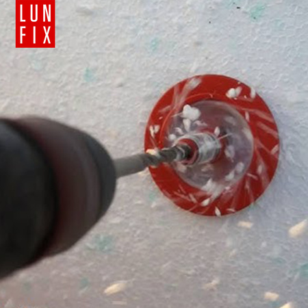 Zaślepka styropianowa biała 67 mm  100szt.