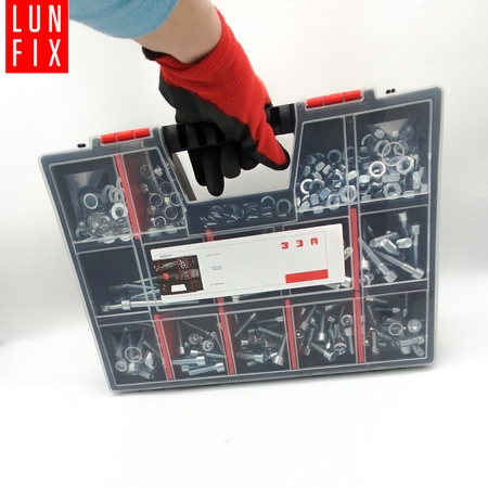 Sada válcových šroubů, matic a podložek M10 390 kusů