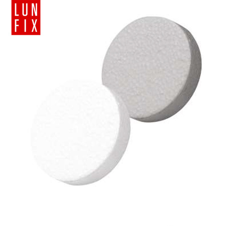 Zaślepka styropianowa biała 67 mm  100szt.