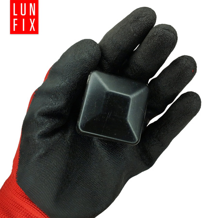 Nasadka na słupek 40x40 mm czarna daszek 100szt.