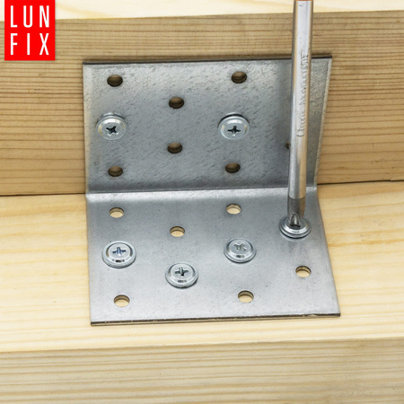 Kątownik montażowy 60x60x80x2 KM9 1szt.